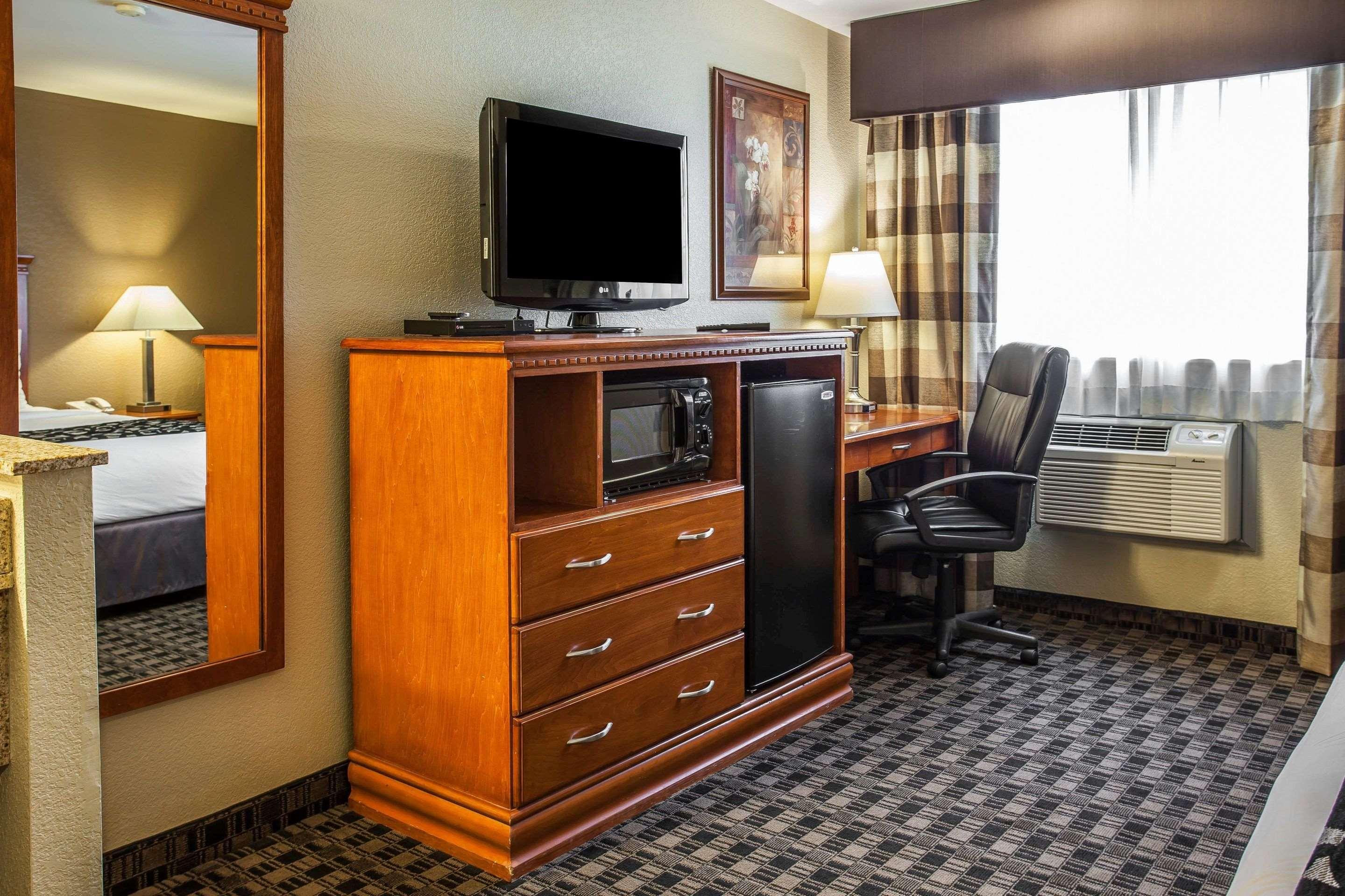 Hotel Clarion Renton-seattle 2*